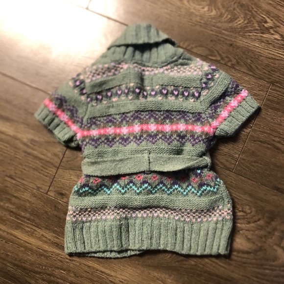 Sweater top size 12-18 months - Picture 4 of 5